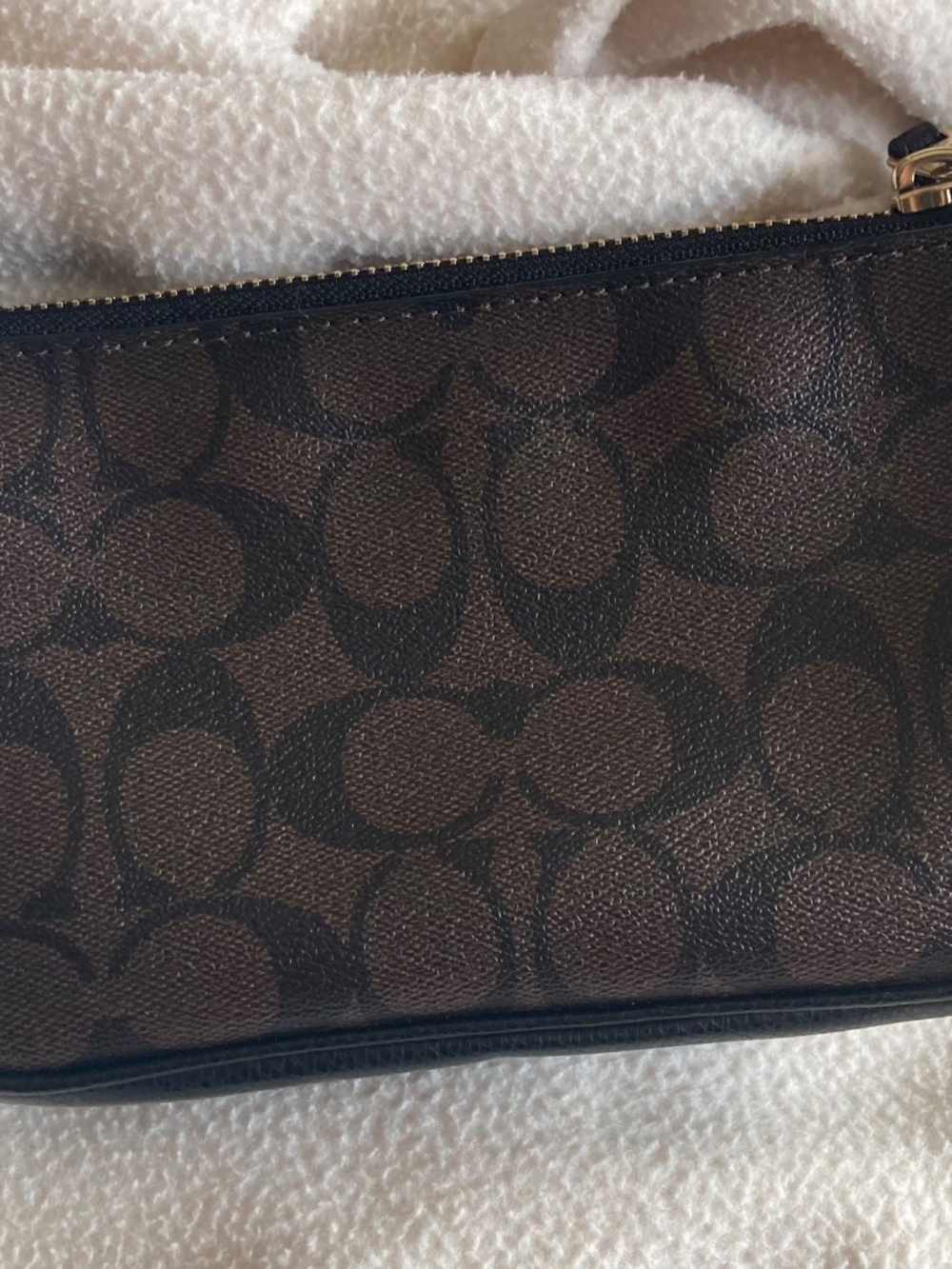 COACH Signature Canvas Wristlet/Wallet Bag With Chain - Picture 4 of 5